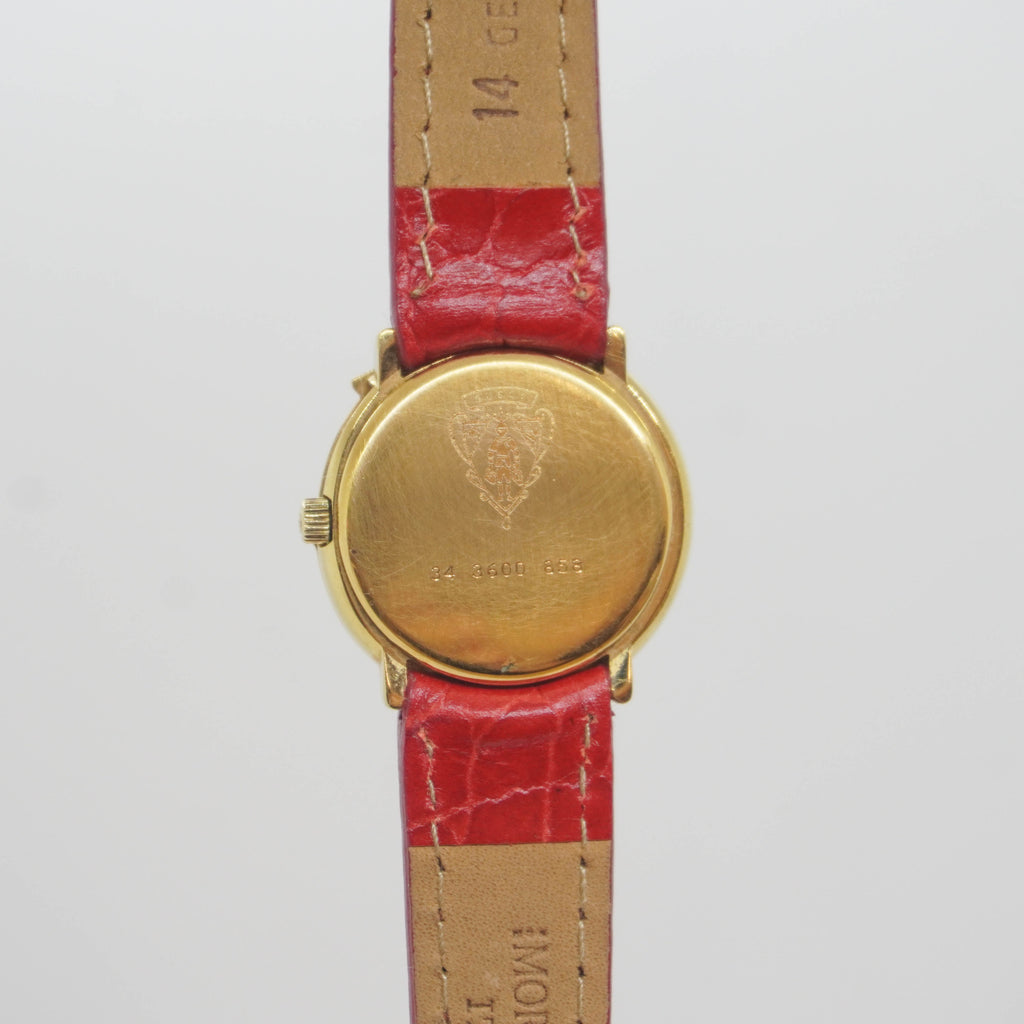 GUCCI Watch 3600 Shelly Line