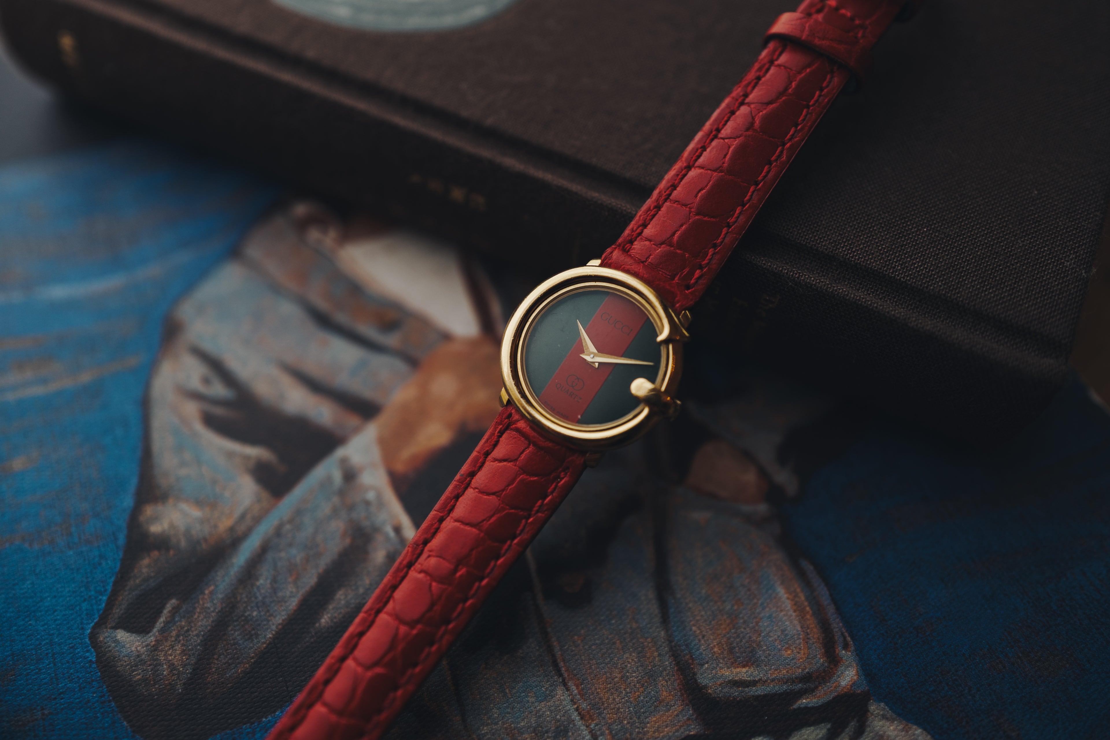 GUCCI Watch 3600 Shelly Line