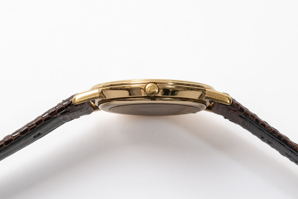 GUCCI 3000 2M Black Dial