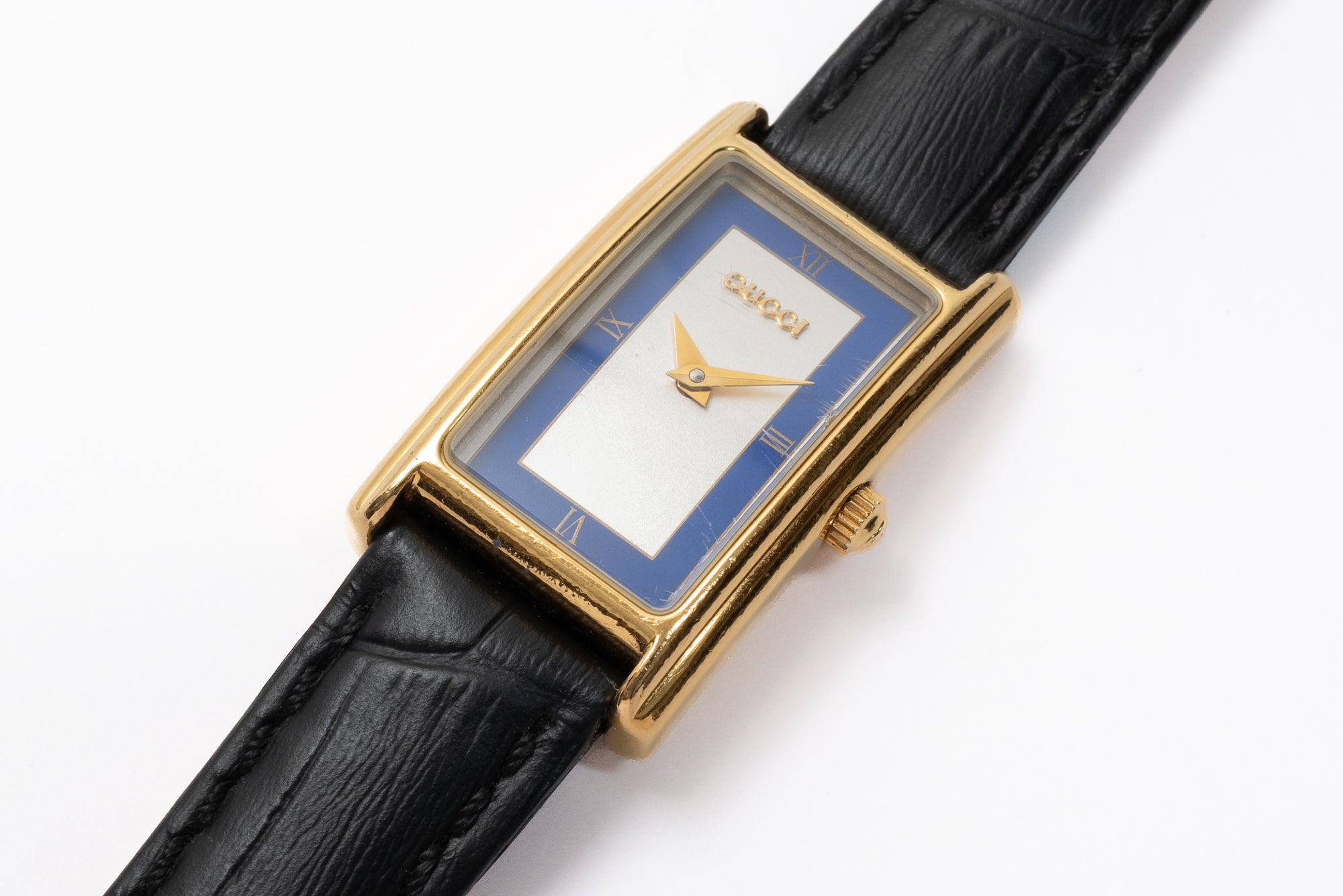 GUCCI Rectangular 2600L