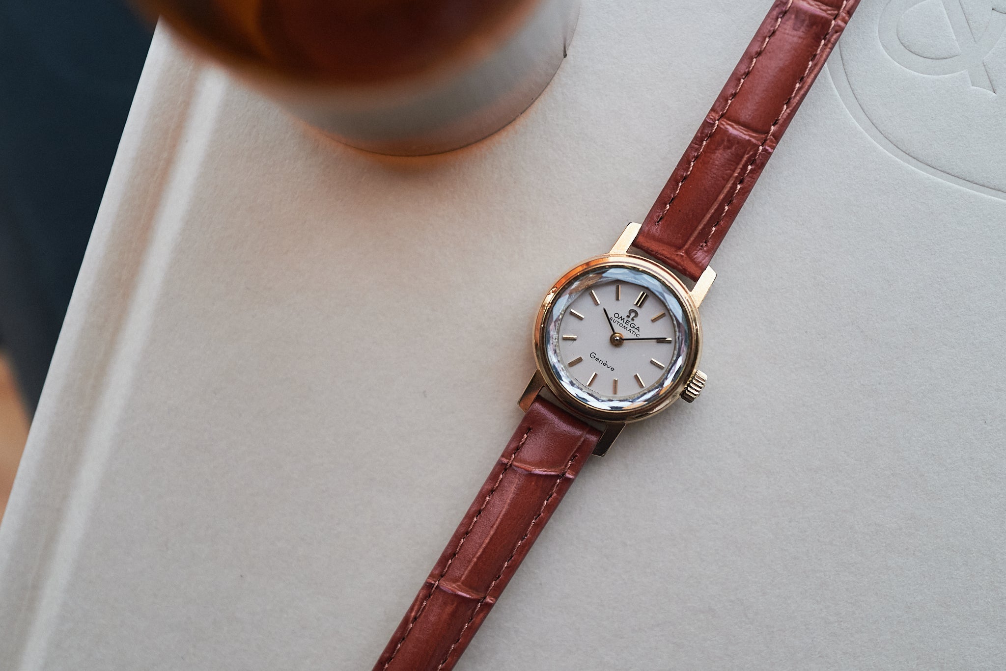 OMEGA Genève Automatic 60's