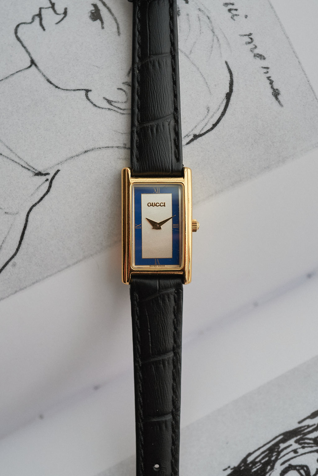 GUCCI Rectangular 2600L