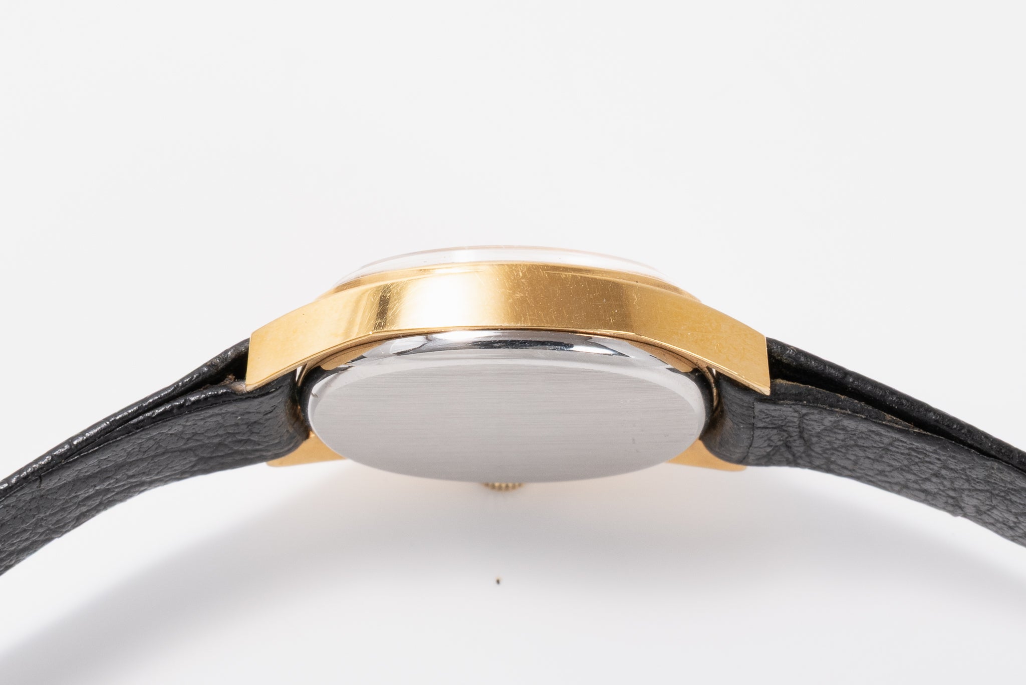 BULOVA C-shape case