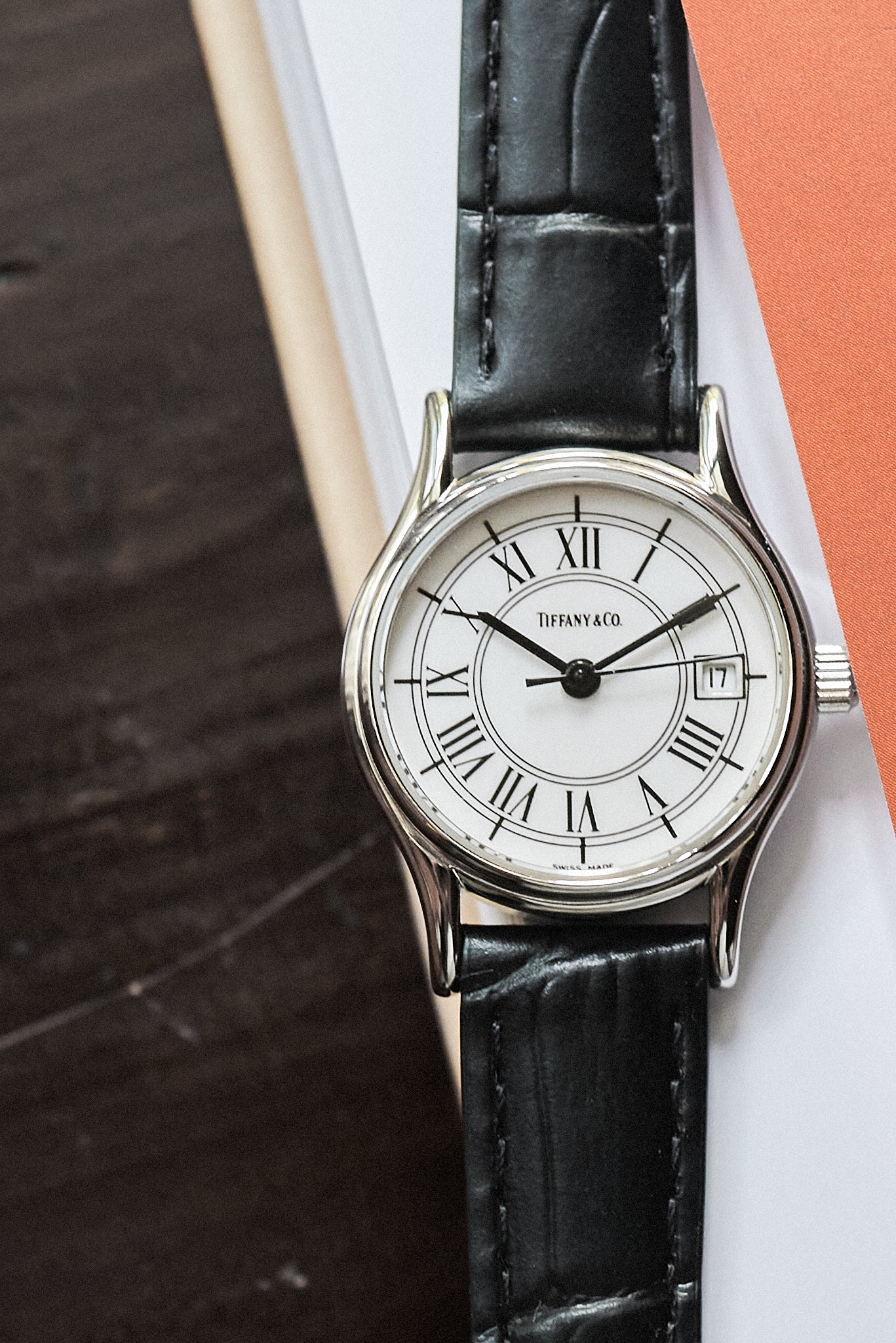 TIFFANY & CO. CLASSIC ROUND